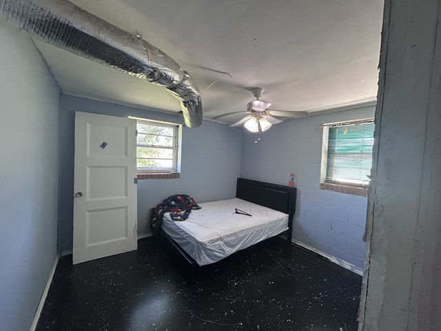 476 Sunset Dr, Sparta, TN 38583