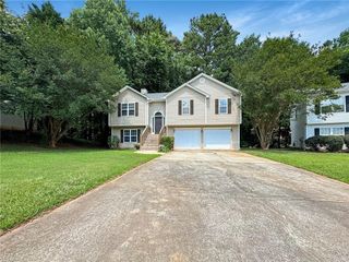 180 Foster Trace Drive, Lawrenceville, GA 30043