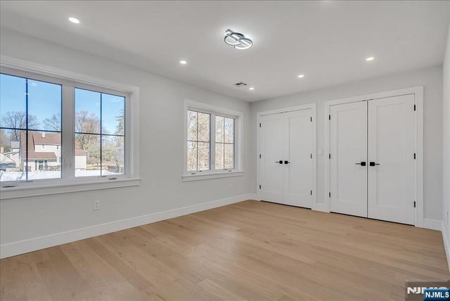 6 Clinton Place, Woodcliff Lake, NJ 07677
