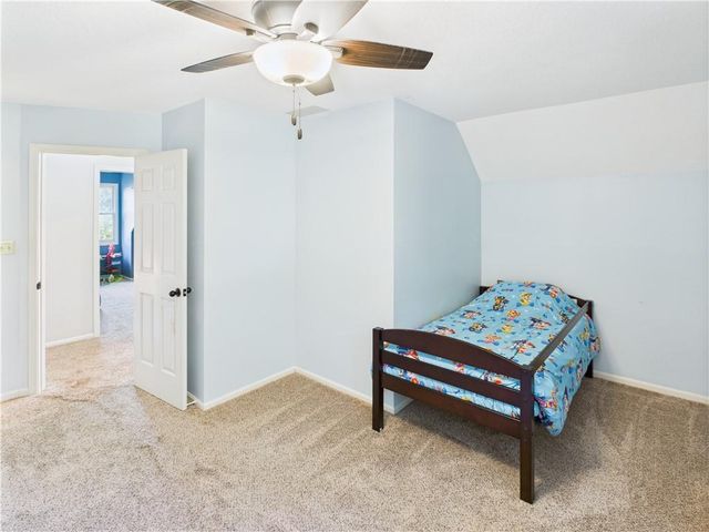 1505 Hunters Circle, Sedalia, MO 65301