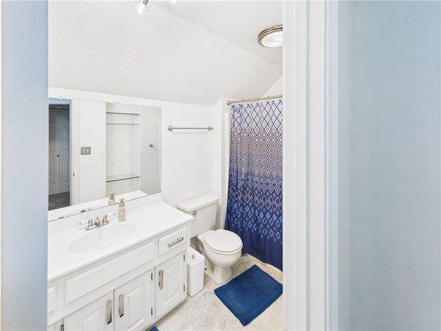 1505 Hunters Circle, Sedalia, MO 65301