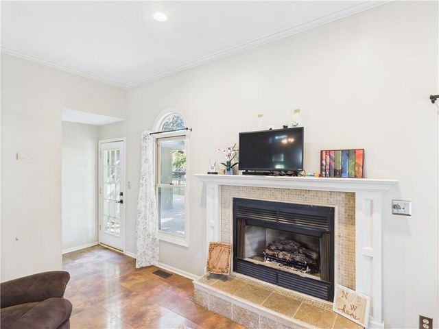 1505 Hunters Circle, Sedalia, MO 65301