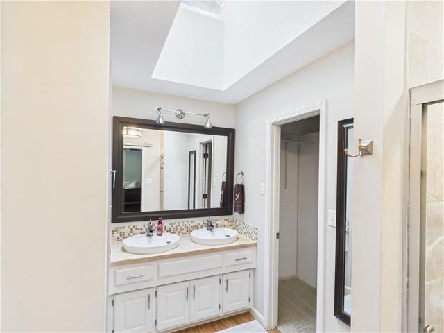 1505 Hunters Circle, Sedalia, MO 65301