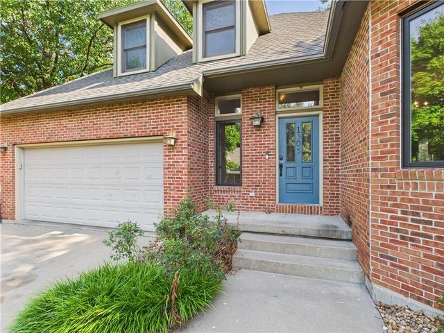 1505 Hunters Circle, Sedalia, MO 65301