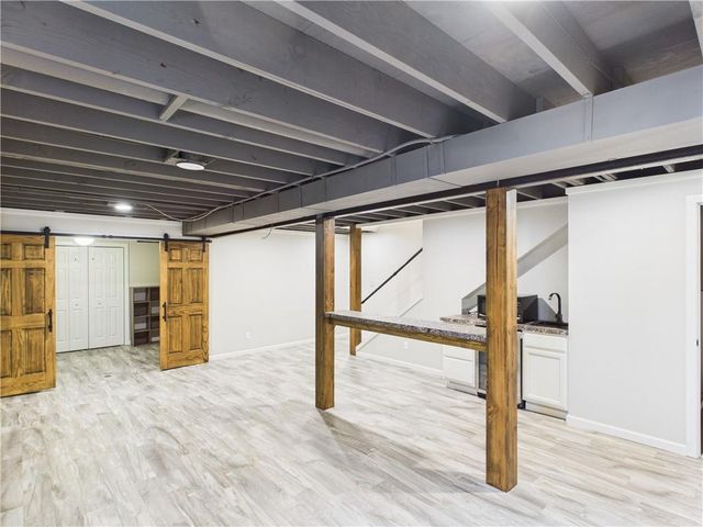 1505 Hunters Circle, Sedalia, MO 65301