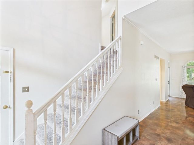 1505 Hunters Circle, Sedalia, MO 65301