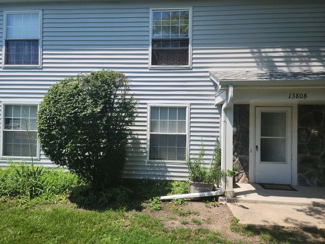 1380 N Glen Circle B, Aurora, IL 60506