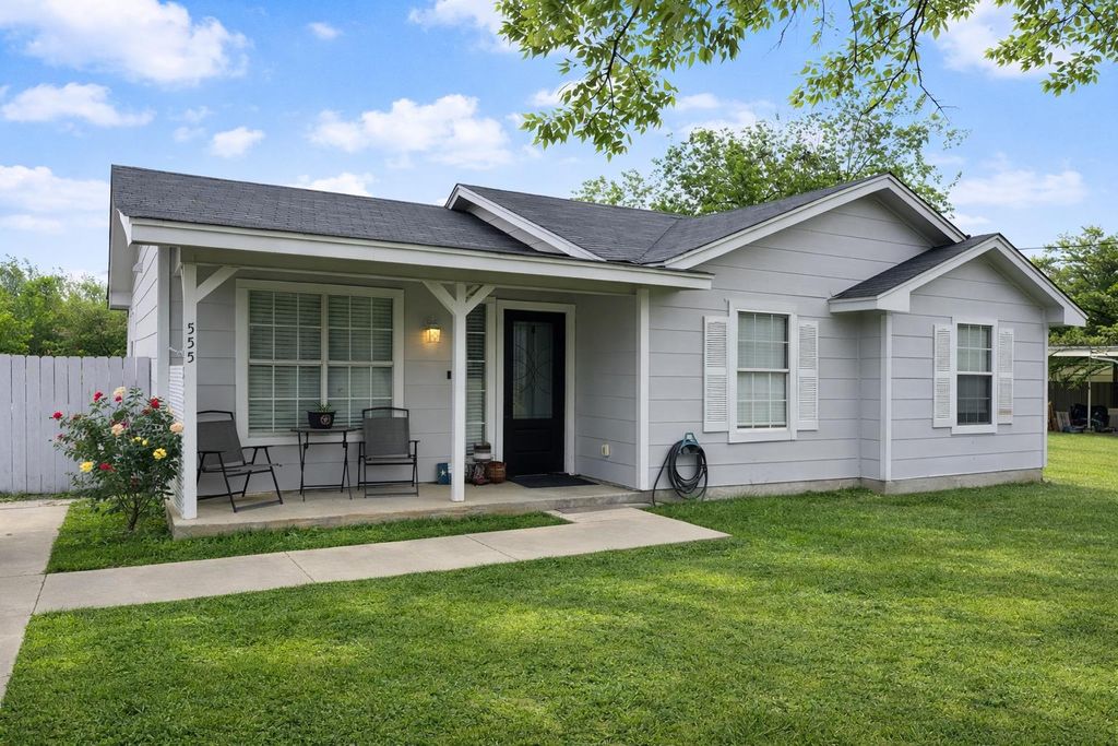 555 Live Oak DR, Bertram, TX 78605