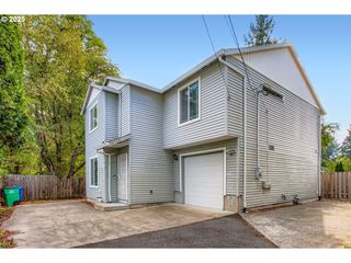 10538 Se HOLGATE Blvd, Portland, OR 97266