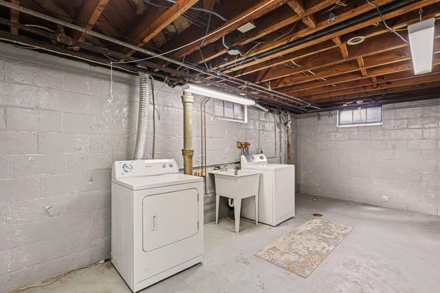 2129 Miner Avenue, Muskegon City, MI 49441