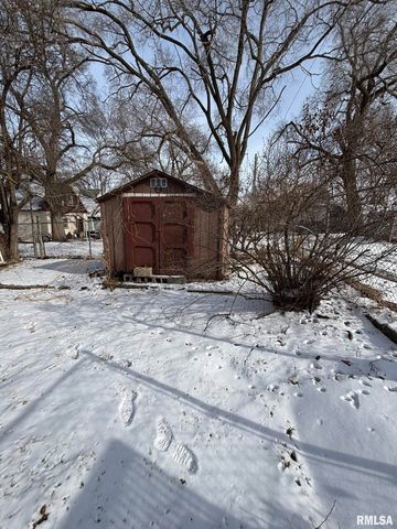 2010 W MALONE Street, Peoria, IL 61605