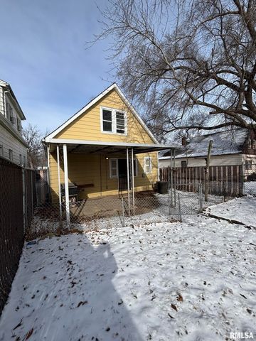 2010 W MALONE Street, Peoria, IL 61605