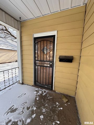 2010 W MALONE Street, Peoria, IL 61605