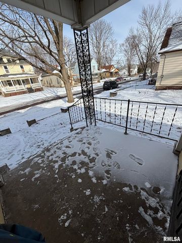 2010 W MALONE Street, Peoria, IL 61605