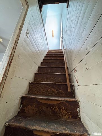 2010 W MALONE Street, Peoria, IL 61605