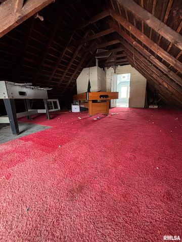 2010 W MALONE Street, Peoria, IL 61605