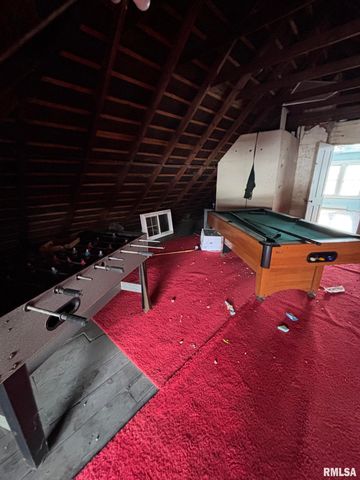 2010 W MALONE Street, Peoria, IL 61605