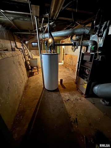 2010 W MALONE Street, Peoria, IL 61605