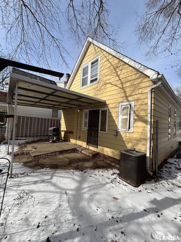 2010 W MALONE Street, Peoria, IL 61605