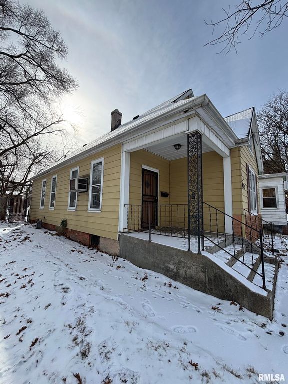 2010 W MALONE Street, Peoria, IL 61605