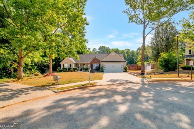 312 Rockingham Drive, Loganville, GA 30052