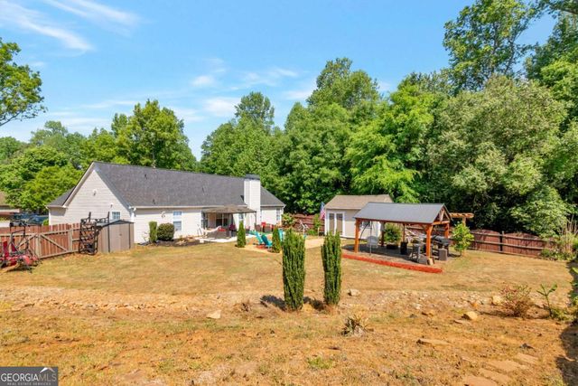 312 Rockingham Drive, Loganville, GA 30052