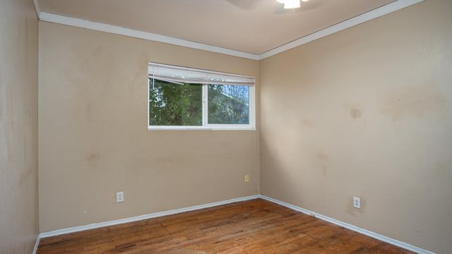 1704 W Morton Avenue, Porterville, CA 93257