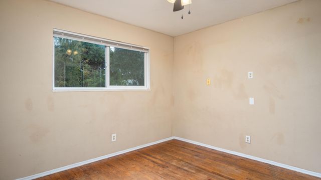 1704 W Morton Avenue, Porterville, CA 93257