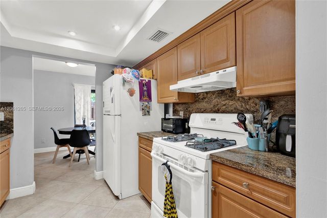 11490 SW 109th Road 30F, Miami, FL 33176