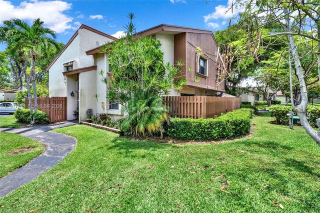 11490 SW 109th Road 30F, Miami, FL 33176