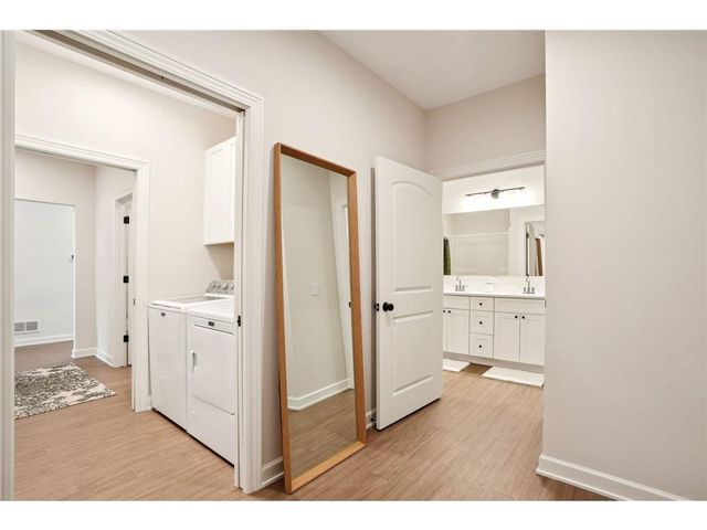 710 South Division Street, Roberts, WI 54023