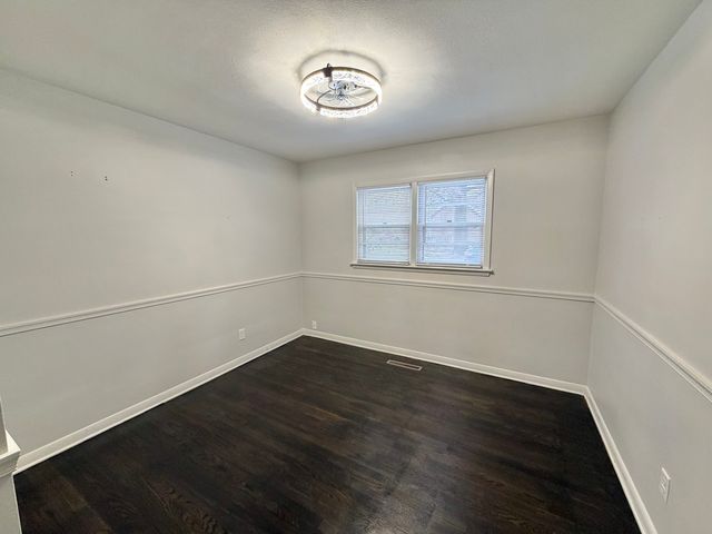 2703 18th Avenue, Rockford, IL 61108