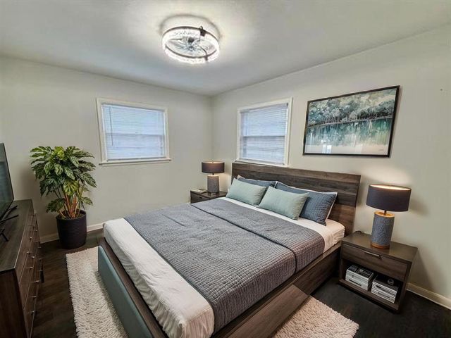 2703 18th Avenue, Rockford, IL 61108