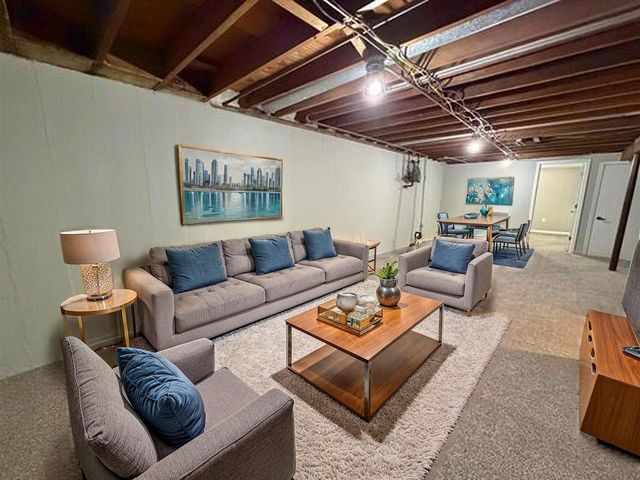 2703 18th Avenue, Rockford, IL 61108