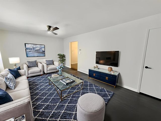 2703 18th Avenue, Rockford, IL 61108