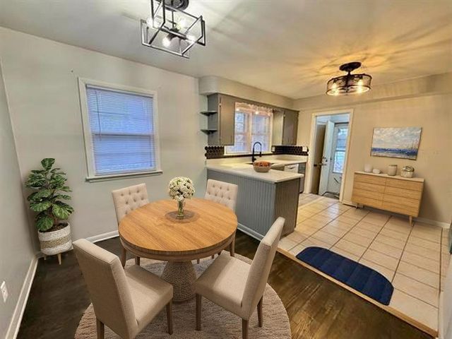 2703 18th Avenue, Rockford, IL 61108