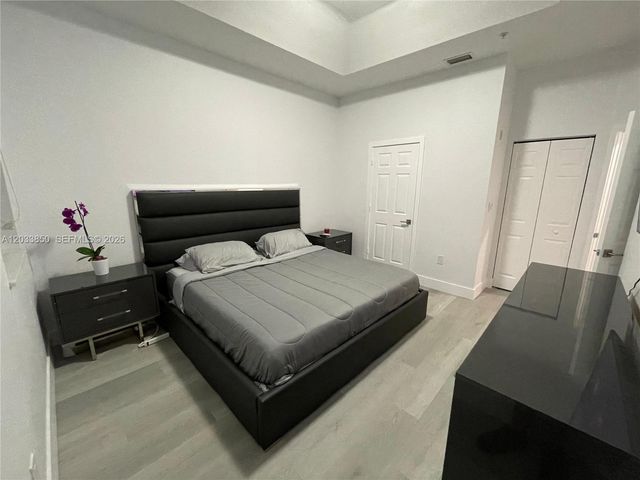 10885 NW 89th Terrace 206, Doral, FL 33178