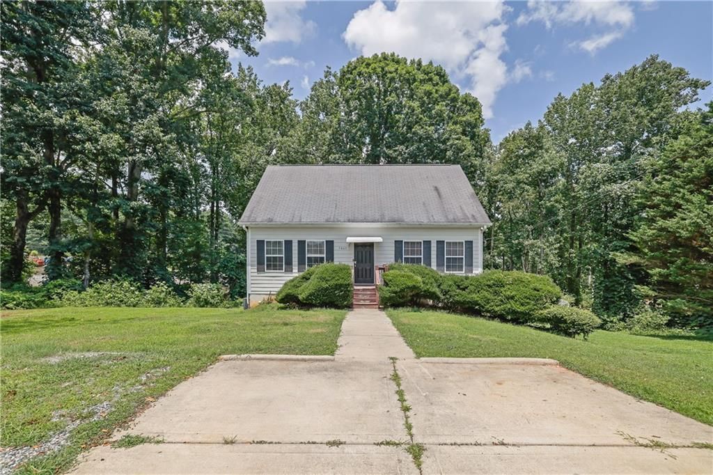 5465 Mashburn Drive, Cumming, GA 30041