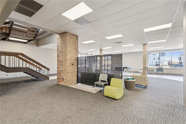 724 3rd Avenue SE, Cedar Rapids, IA 52401