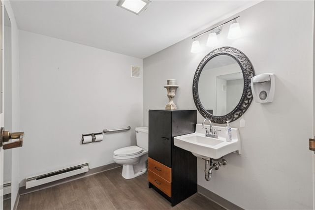 724 3rd Avenue SE, Cedar Rapids, IA 52401