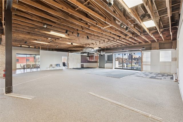 724 3rd Avenue SE, Cedar Rapids, IA 52401