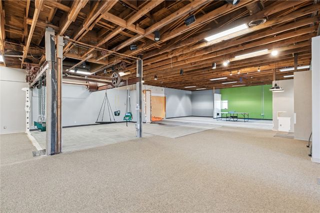 724 3rd Avenue SE, Cedar Rapids, IA 52401