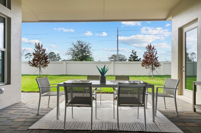 5745 Bent Pine Square, Vero Beach, FL 32967