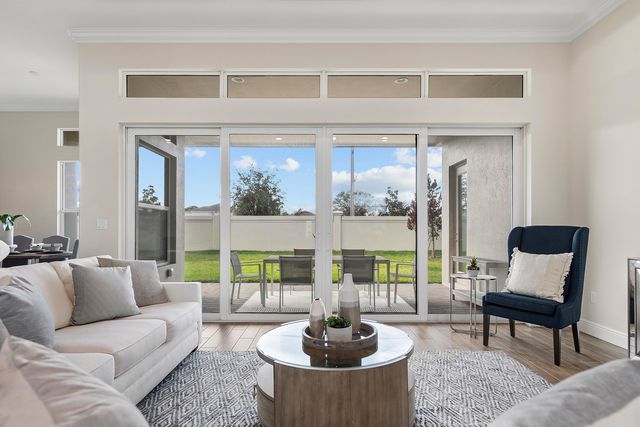 5745 Bent Pine Square, Vero Beach, FL 32967