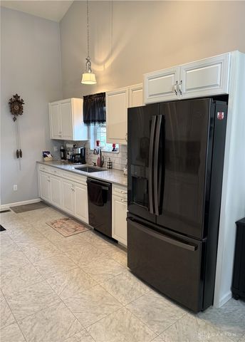 201 Sagebrush Drive, Clayton, OH 45315