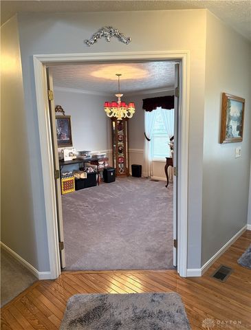 201 Sagebrush Drive, Clayton, OH 45315