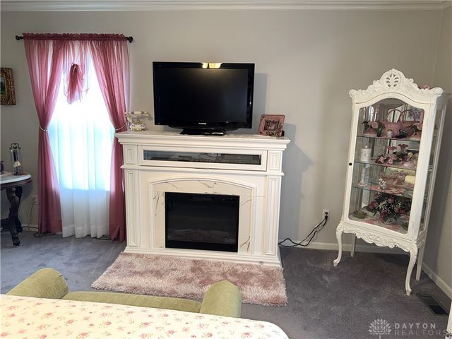 201 Sagebrush Drive, Clayton, OH 45315