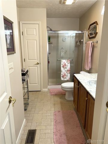 201 Sagebrush Drive, Clayton, OH 45315