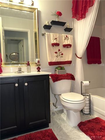 201 Sagebrush Drive, Clayton, OH 45315