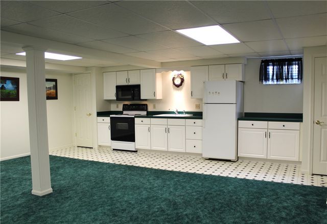 201 Sagebrush Drive, Clayton, OH 45315